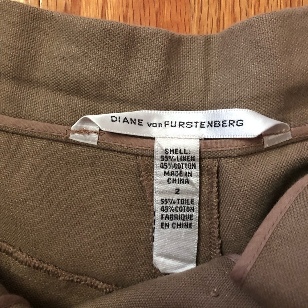 Shorts - Picture 5 of 6